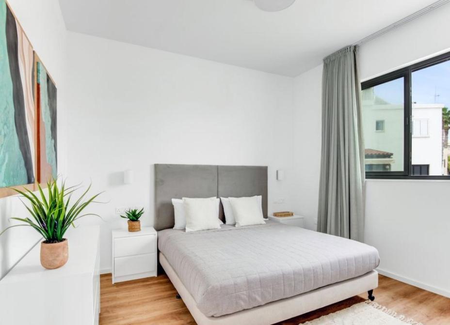 Olive Shared Pool Apartments Пафос Екстериор снимка